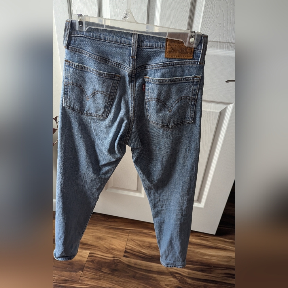 Levis Wedgie - Picture 4 of 6